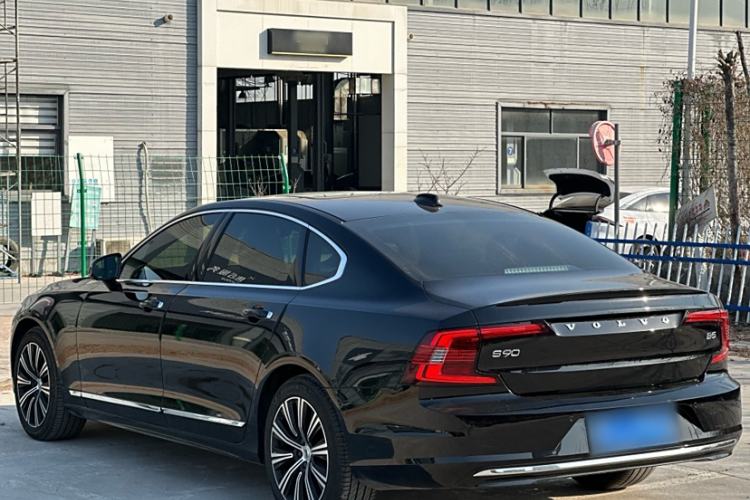 Used Volvo S90 2021 B5 Zhiyi Luxury Edition
