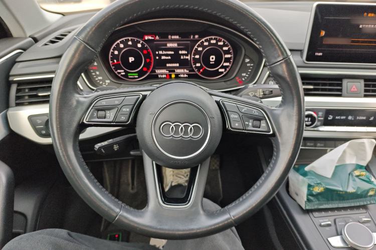 Used Audi A4L 2018 30th Anniversary Edition 40 TFSI Fashion Model