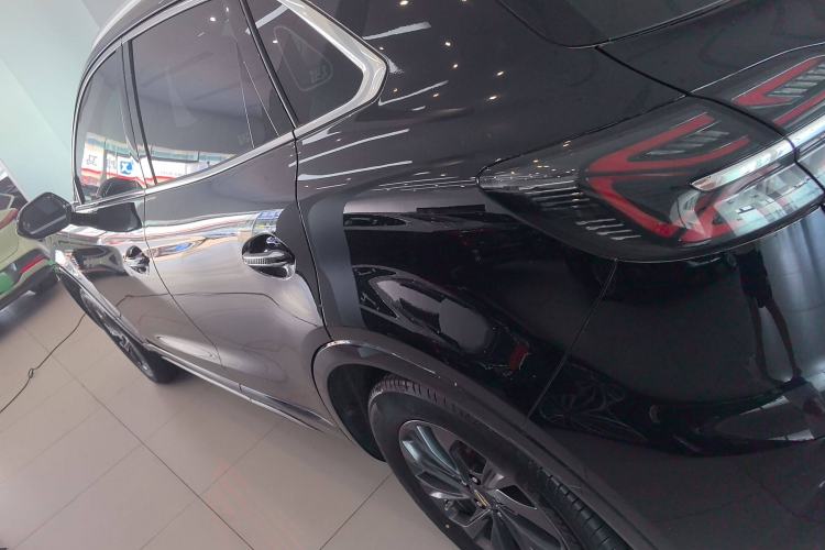 Used Hongqi HS5 2023 2.0T Qixiang Pro Edition
