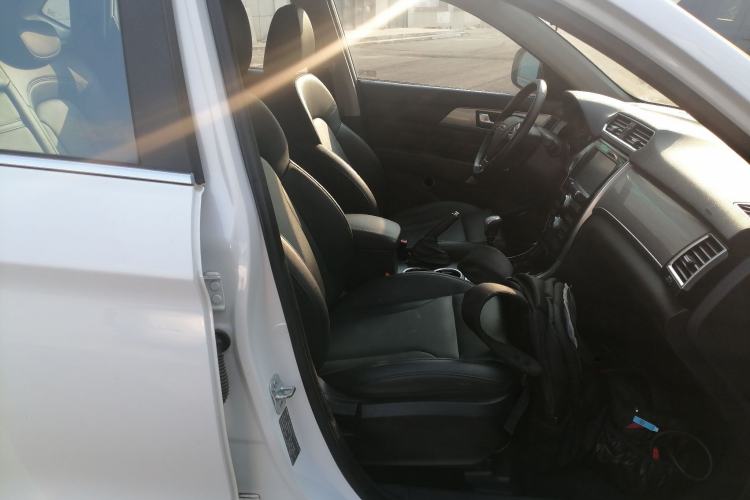 Used Haval H2 2014 1.5T Manual Two-Wheel Drive Elite Edition