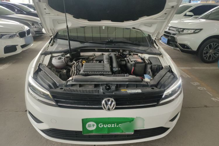 Used Volkswagen Lamando 2017 230TSI DSG Fashion Edition
