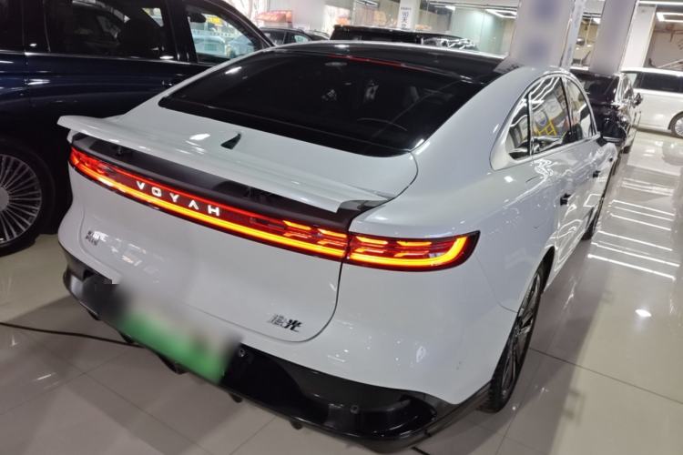 Used VOYAH PASSION 2023 Four-Wheel Drive Standard Edition