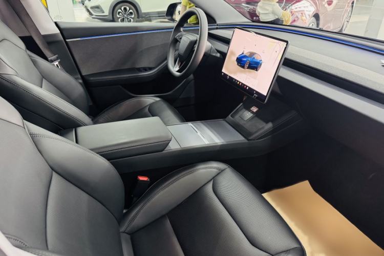 Used Tesla Model 3 2023 Rear-Wheel-Drive Version
