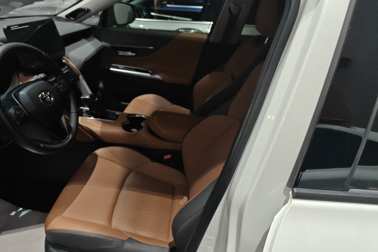 Used Toyota Venza 2023 2.5L Smart Electric Hybrid Dual-Drive Prestige Version
