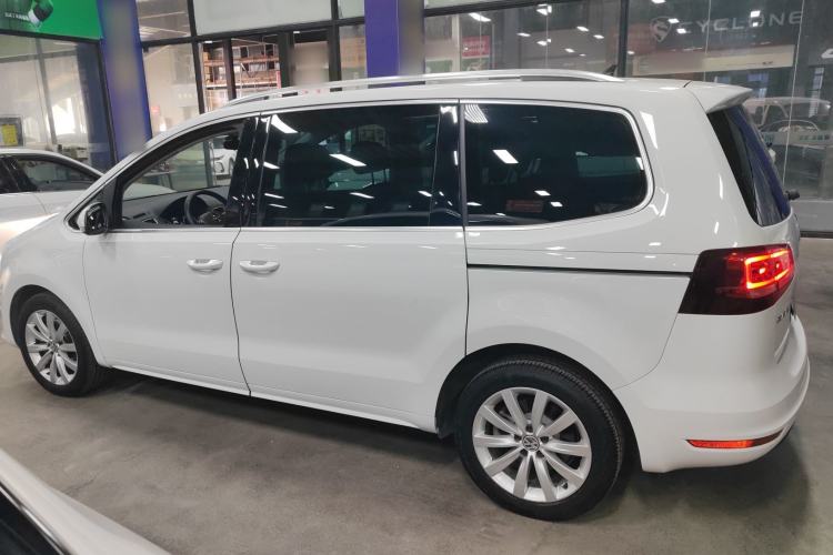 Used Volkswagen Sharan 2016 380TSI Luxury 7-Seater
