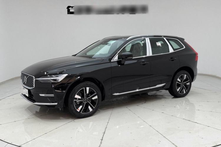 Used Volvo XC60 2026 B5 4x4 Smart Luxury Edition