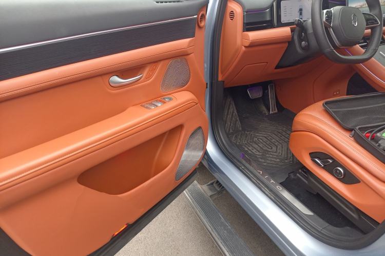 Used Hima AITO M7 2024 1.5T Four-Wheel Drive Plus Version 5 Seats
