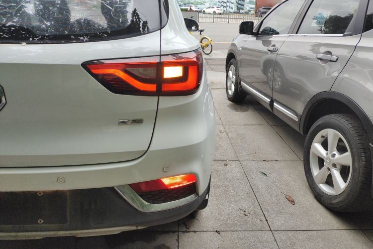 Used MG ZS 2017 1.5L Manual Fashion Edition
