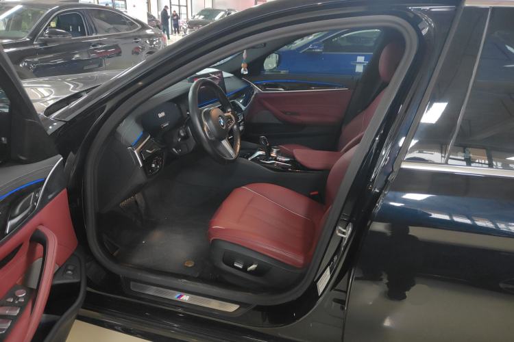 Used BMW 5 Series 2022 Second Facelift 525Li M Sport Package