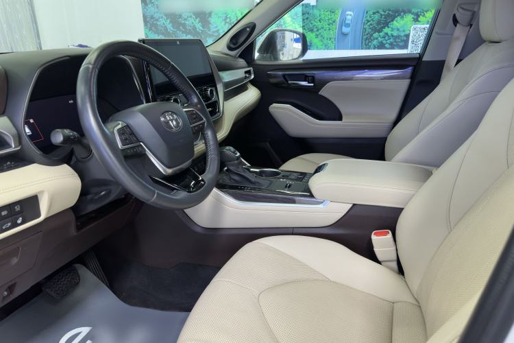 Used Toyota Highlander 2022 Dual-Engine 2.5L Four-Wheel Drive Supreme Edition 7-Seater
