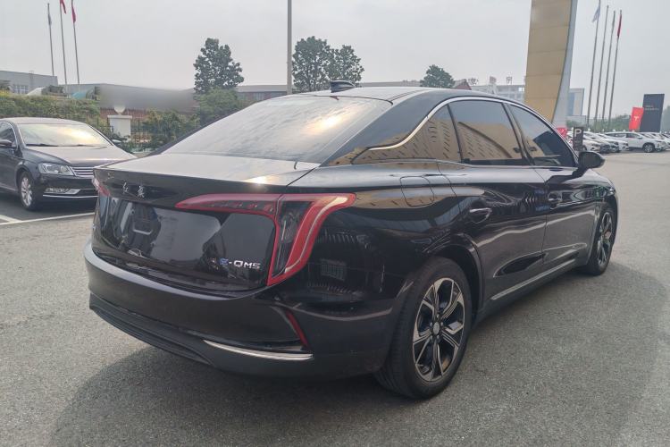 Used Hongqi E-QM5 2022 431 km Charge & Enjoy Edition