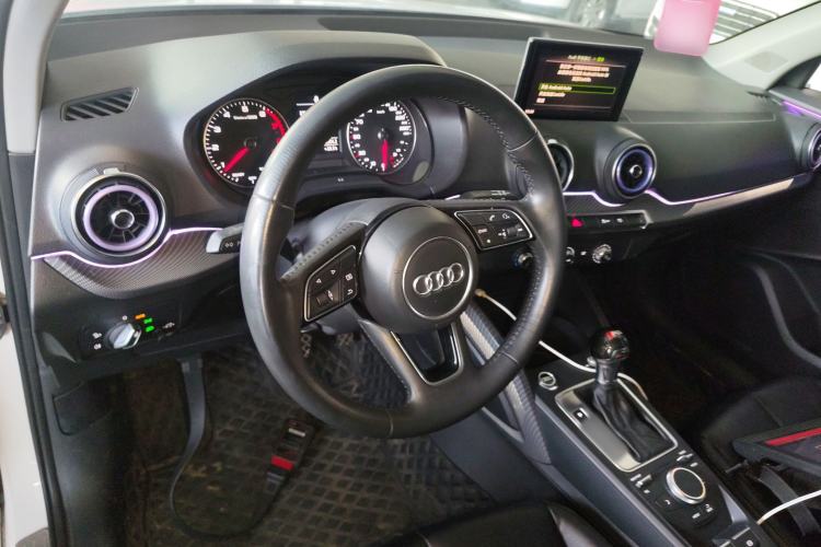 Used Audi Q2L 2018 35 TFSI Launch Exclusive Edition China V