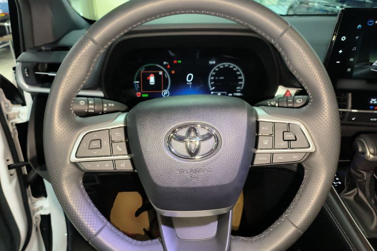 Used Toyota Granvia 2024 2.5L Hybrid Prestige PLUS Four-Wheel Drive Version