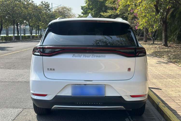 Used BYD Tang 2019 2.0T Automatic SmartConnect Luxury Edition 5 Seats China VI Standard
