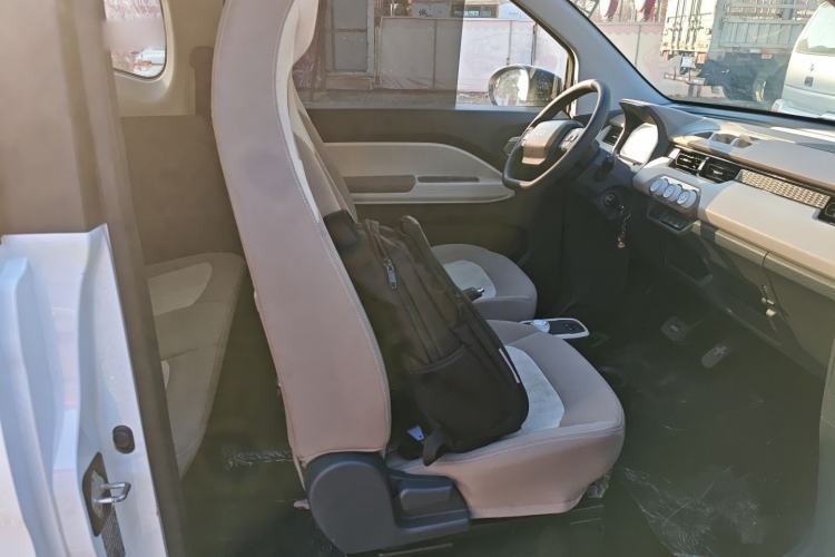 Used Chery QQ Ice Cream 2022 120km Conical Shape Lithium Iron Phosphate
