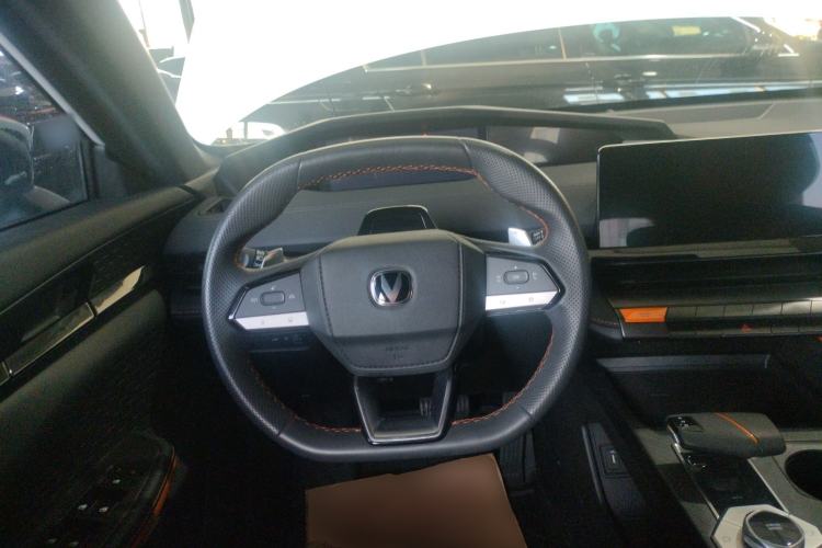 Used Changan UNI-V 2022 1.5T Prestige Version
