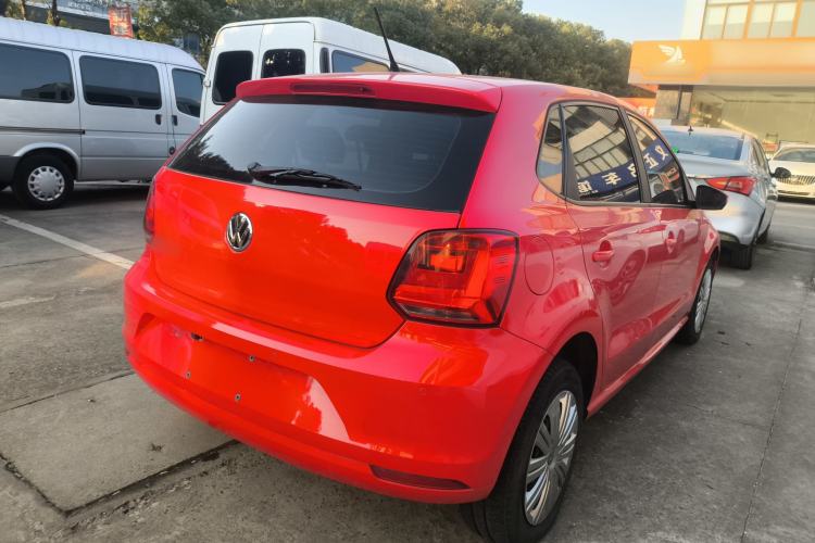 Used Volkswagen Polo 2016 1.6L Automatic Comfort Model
