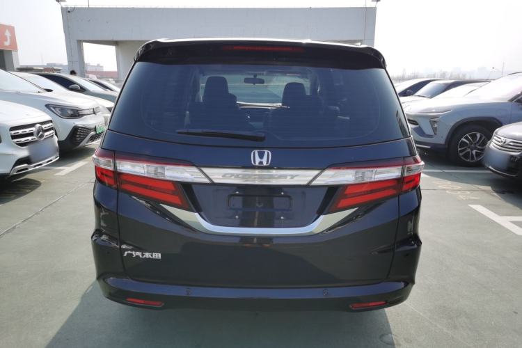 Used Honda Odyssey 2015 Revised 2.4L Luxury Edition
