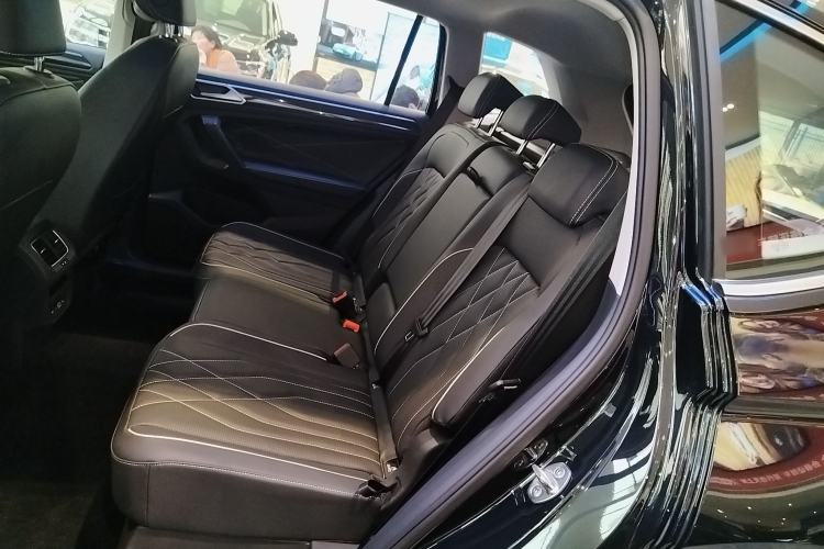 Used Volkswagen Tiguan L New Energy 2023 430 PHEV Plug-in Hybrid Prestige Edition
