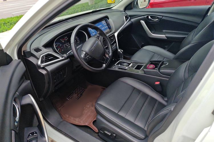 Used Venucia T90 2017 2.0L CVT Smart Edition
