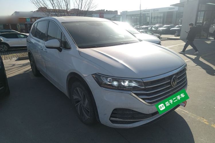 Used Volkswagen Viloran 2024 330TSI Luxury Edition
