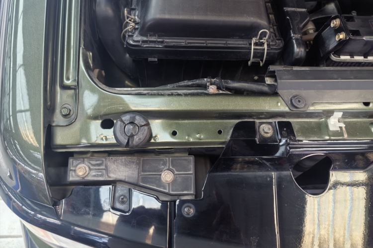 Used Leopaard Q6 2015 2.4L Manual 4x4 Excellence Edition
