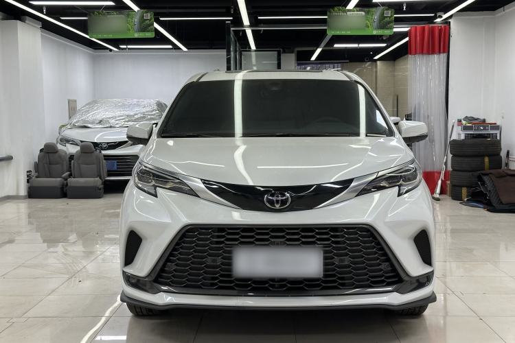 Used Toyota Granvia 2024 2.5L Hybrid Prestige PLUS Four-Wheel Drive Version