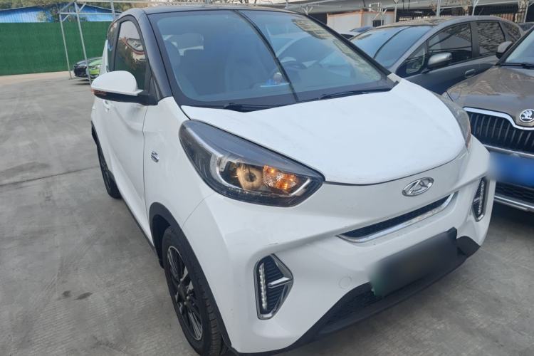 Used Chery Little Ant 2022 Sweet Pink Edition Half-Sugar Version Lithium Iron Phosphate 29.2 kWh 30 kW 301 km
