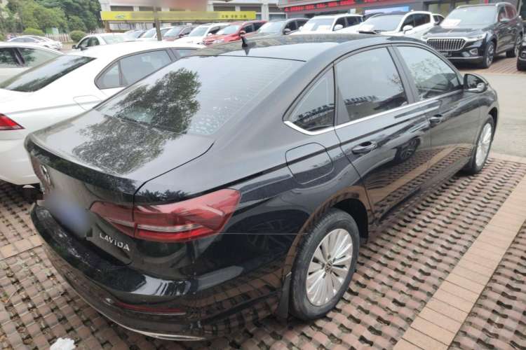 Used Volkswagen Lavida 2022 1.5L Automatic Comfort Edition
