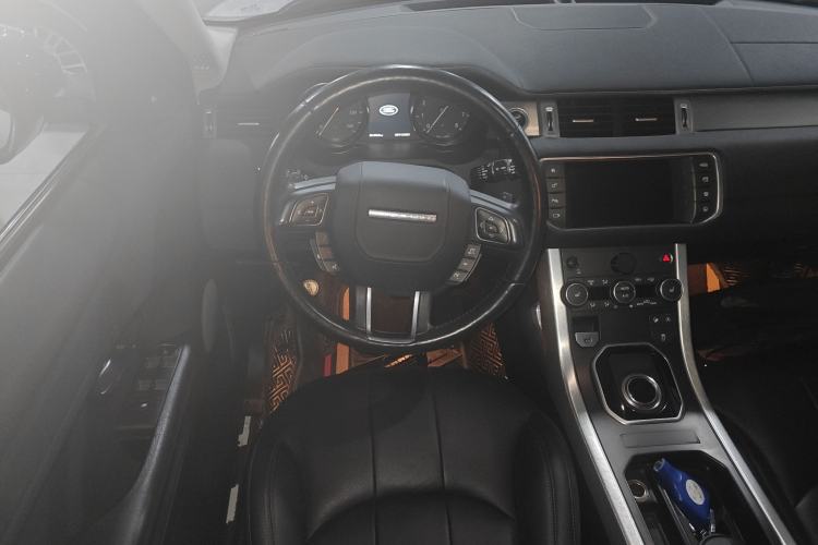 Used Land Rover Range Rover Evoque 2017 2.0T SE Smart Glow Edition
