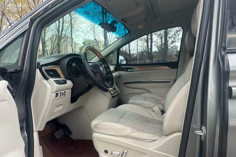 Used Buick GL8 2018 ES 28T Comfort Model China VI Standard
