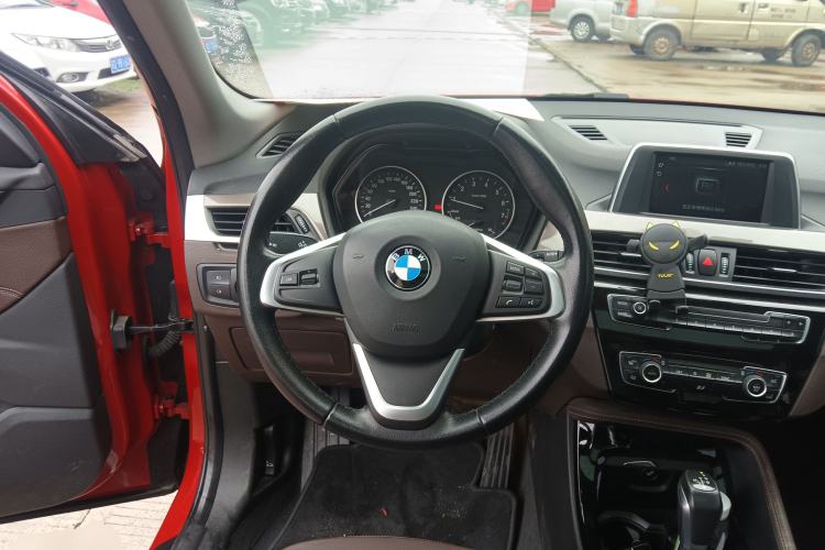 Used BMW X1 2018 sDrive18Li Luxury Model
