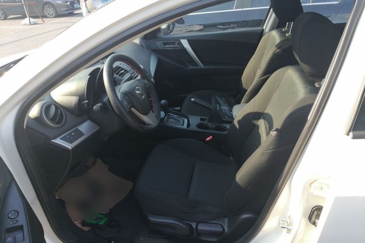 Used Mazda Mazda 3 2015 Sedan 2.0L Automatic Sport Model