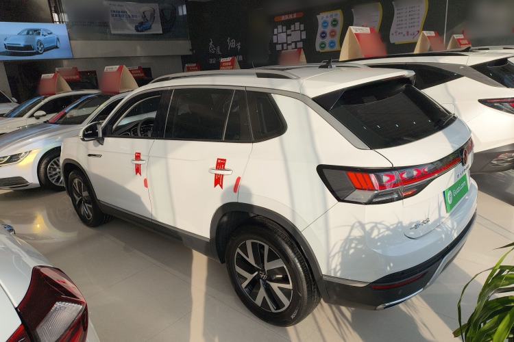 Used Volkswagen Tayron 2024 300TSI Two-Wheel-Drive Luxury Plus Advanced Version
