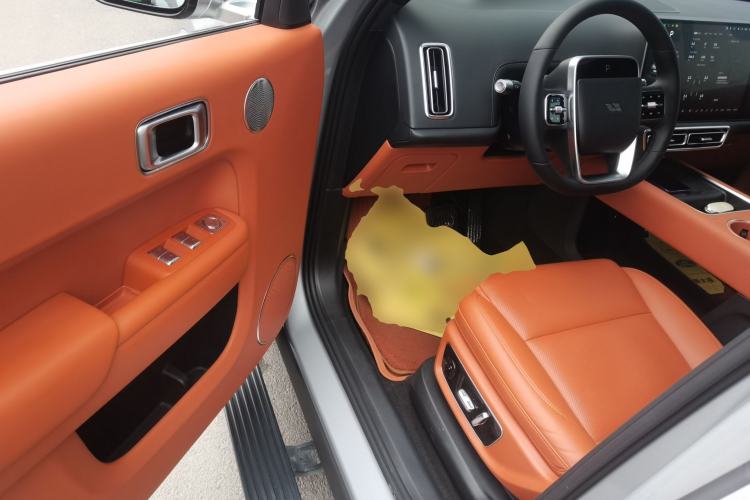 Used Li Auto L9 2022 Max model
