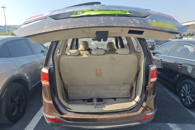 Used Baojun 730 2014 1.5L manual Comfort ESP version 7 seats
