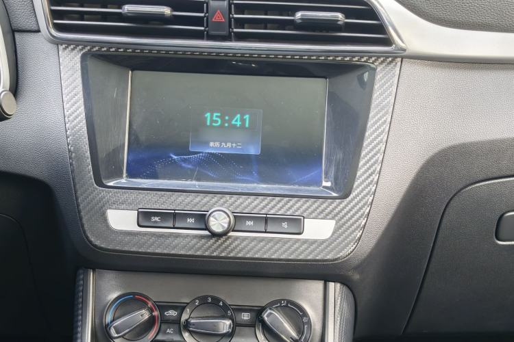 Used MG ZS 2020 Global Bestseller with 1.5L Engine Manual Transmission and a Massive 65-Inch Panoramic Sunroof Version
