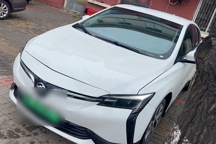 Used Buick Velite 6 2019 Connected Fashion Model
