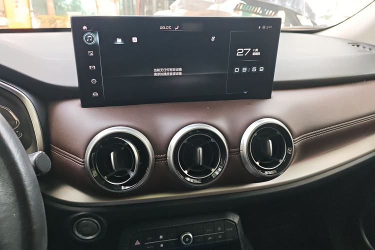 Used Wey VV6 2020 2.0T Two-Wheel Drive Smart Enjoyment+
