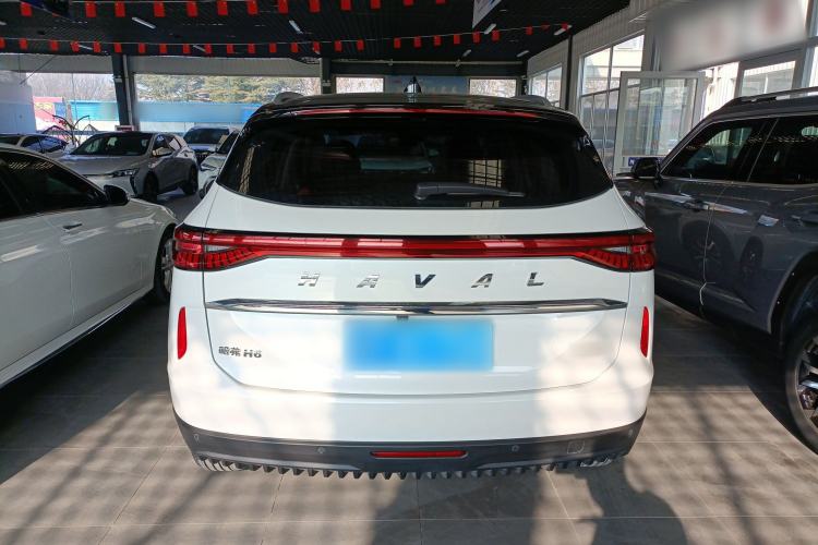 Used Haval H6 2024 1.5T Two-Wheel-Drive Classic Edition
