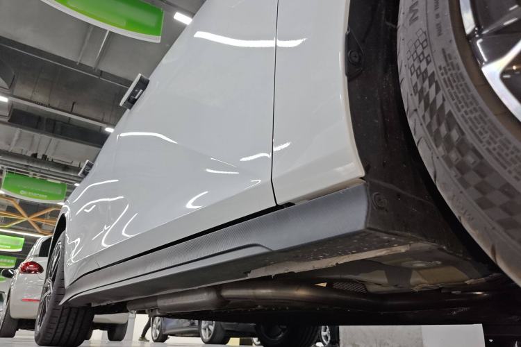 Used Changan UNI-V iDD 2024 Blue Whale Smart Electric iDD 136km ZhiKu Model
