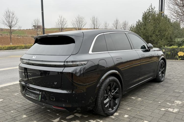 Used Li Auto L7 2023 Pro Model
