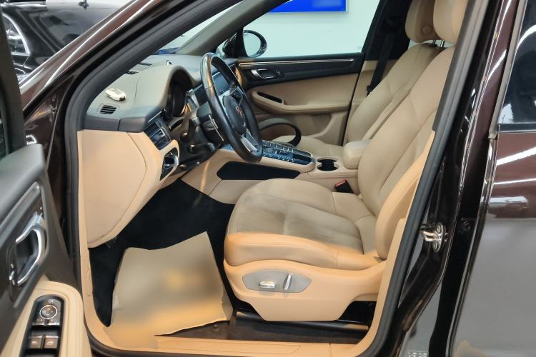 Used Porsche Macan 2018 Macan 2.0T