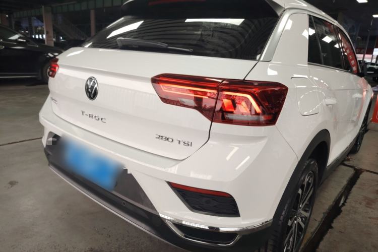 Used Volkswagen T-ROC 2021 280TSI DSG Two-Wheel Drive Comfort Connect Edition
