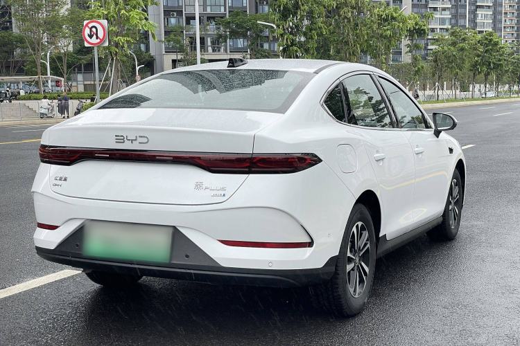 Used BYD Qin PLUS 2025 DM-i Smart Drive 120KM Superior Model
