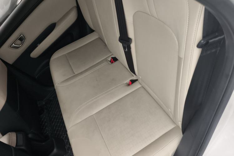 Used Wuling Bingo PLUS 2024 330 km Range Five-Seater Version
