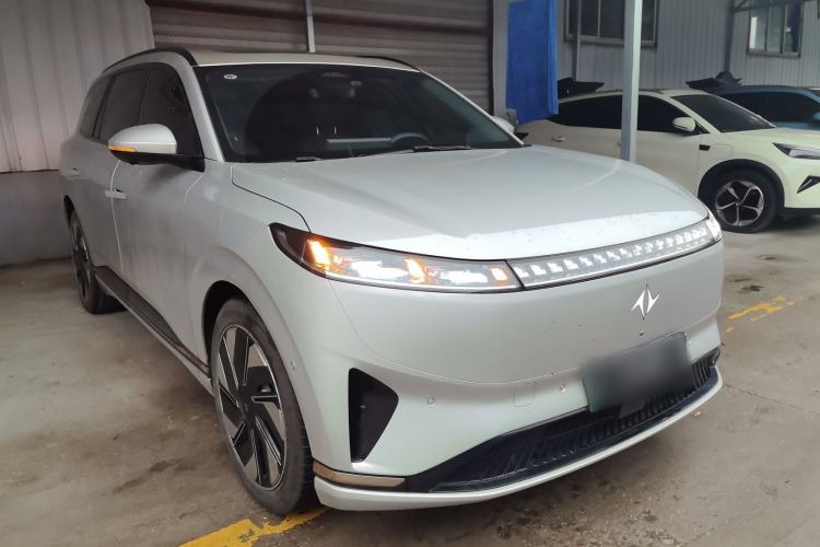 Used  eπ008 2024 210Max Range-Extended Version 6 Seats