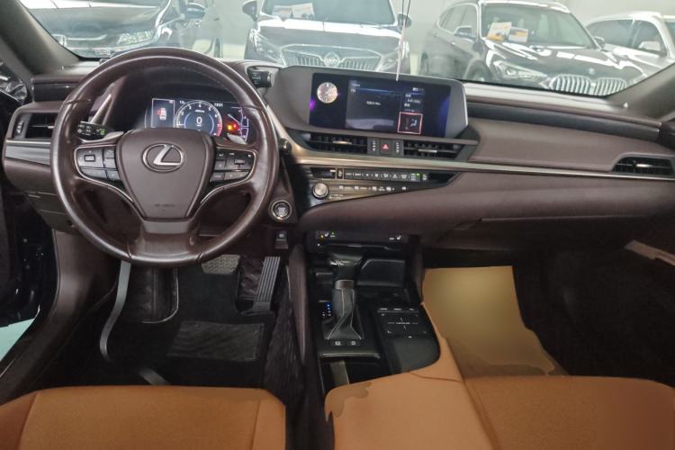 Used Lexus ES 2020 200 Excellence Edition
