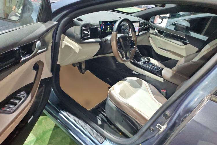 Used BYD Qin PLUS 2024 Honor Edition EV 420KM Leading Model