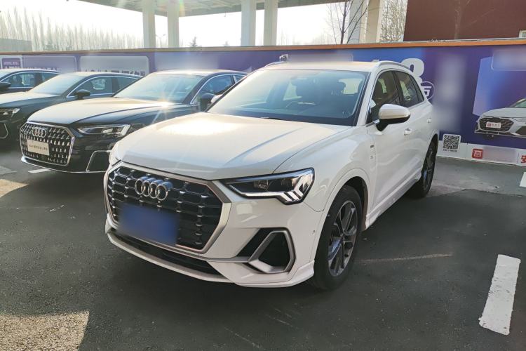 Used Audi Q3 2023 Updated 40 TFSI Fashionable and Dynamic Version